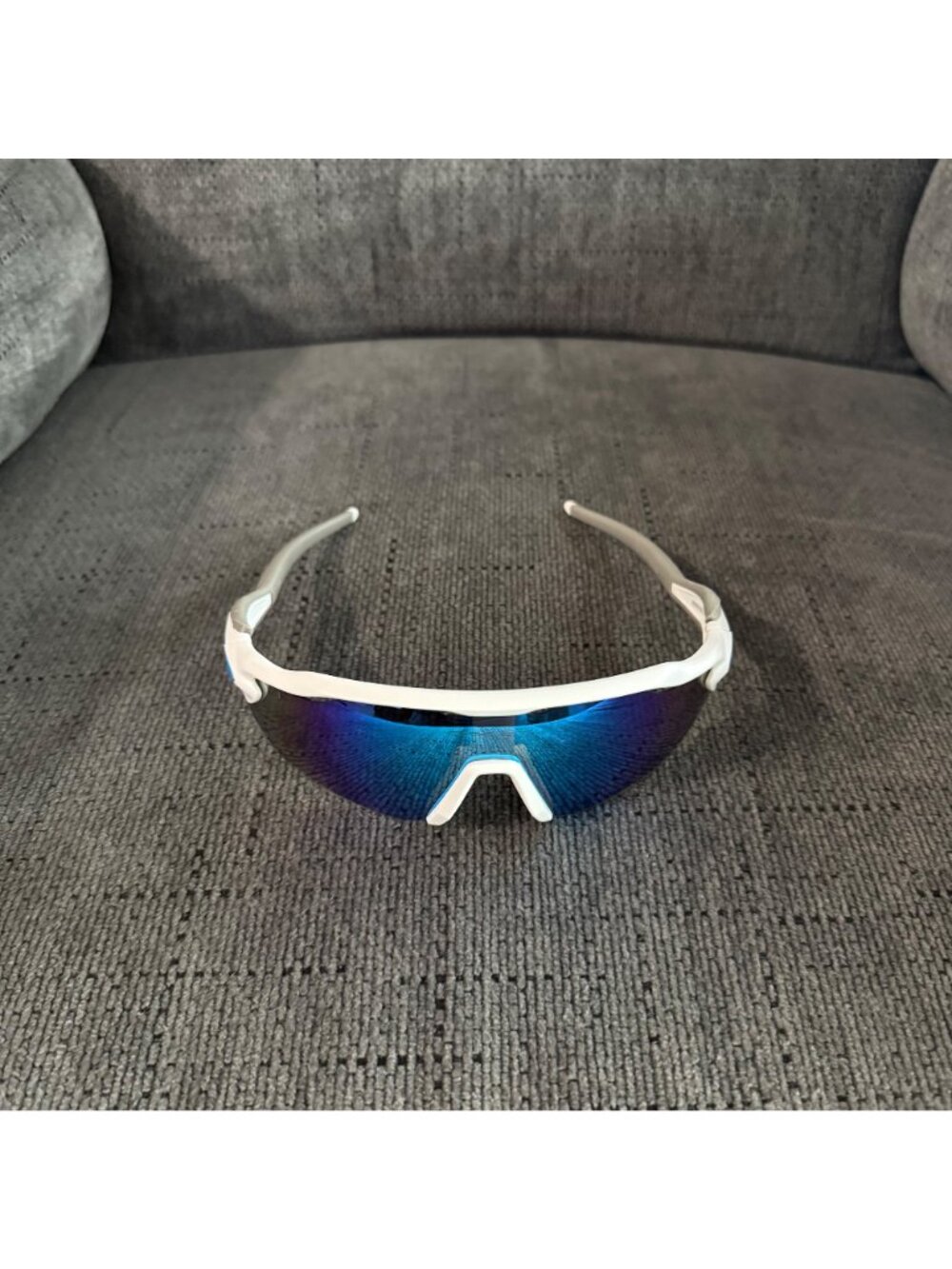 Oakley Radar EV PRIZM Polarized Blue OO9208 White-Gray Frame - Picture 6 of 10